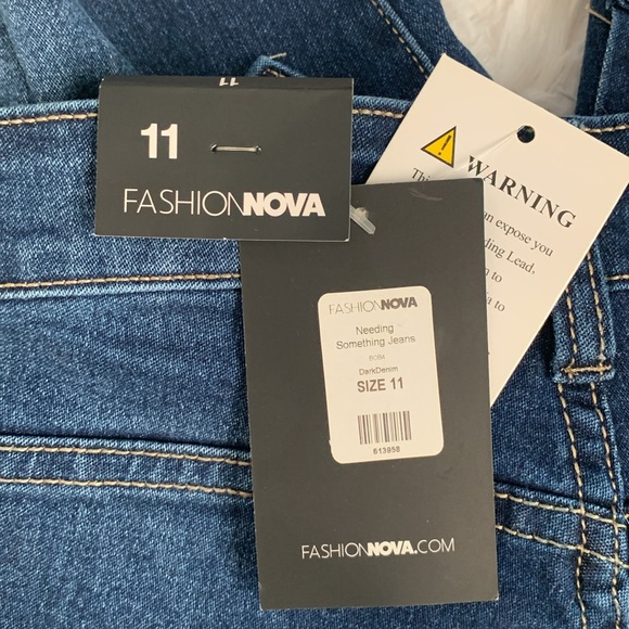 NWT Fashion Nova’s Needing Something Jeans - Dark Denim- Size 11/30 - Picture 4 of 13